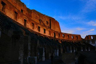 Roman Colosseum � History, Facts & Travelers Guide